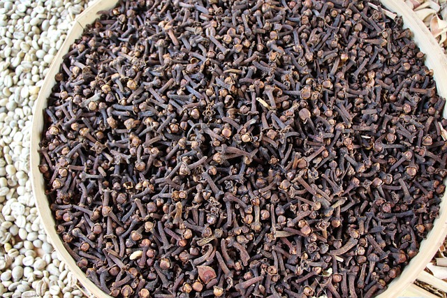 Cloves